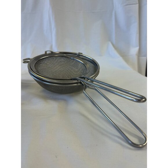 Set Of 3 Stainless Steel Wire Mesh Strainers With Handles - Picture 1 of 2